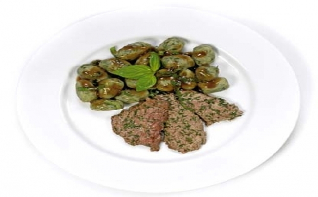 Saltimbocca con malfatti de espinaca